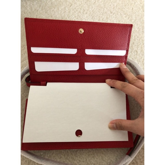 Gucci Crossbody Wallet. Red. NWT! - Picture 3 of 7